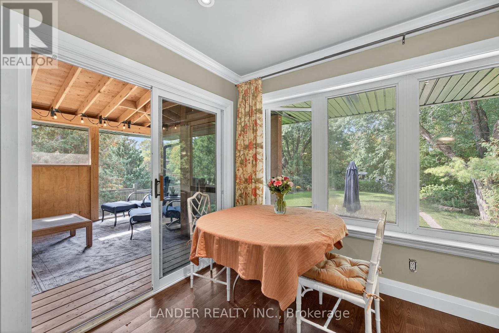 10 Charles Street, East Gwillimbury, Ontario  L0G 1V0 - Photo 13 - N12415918