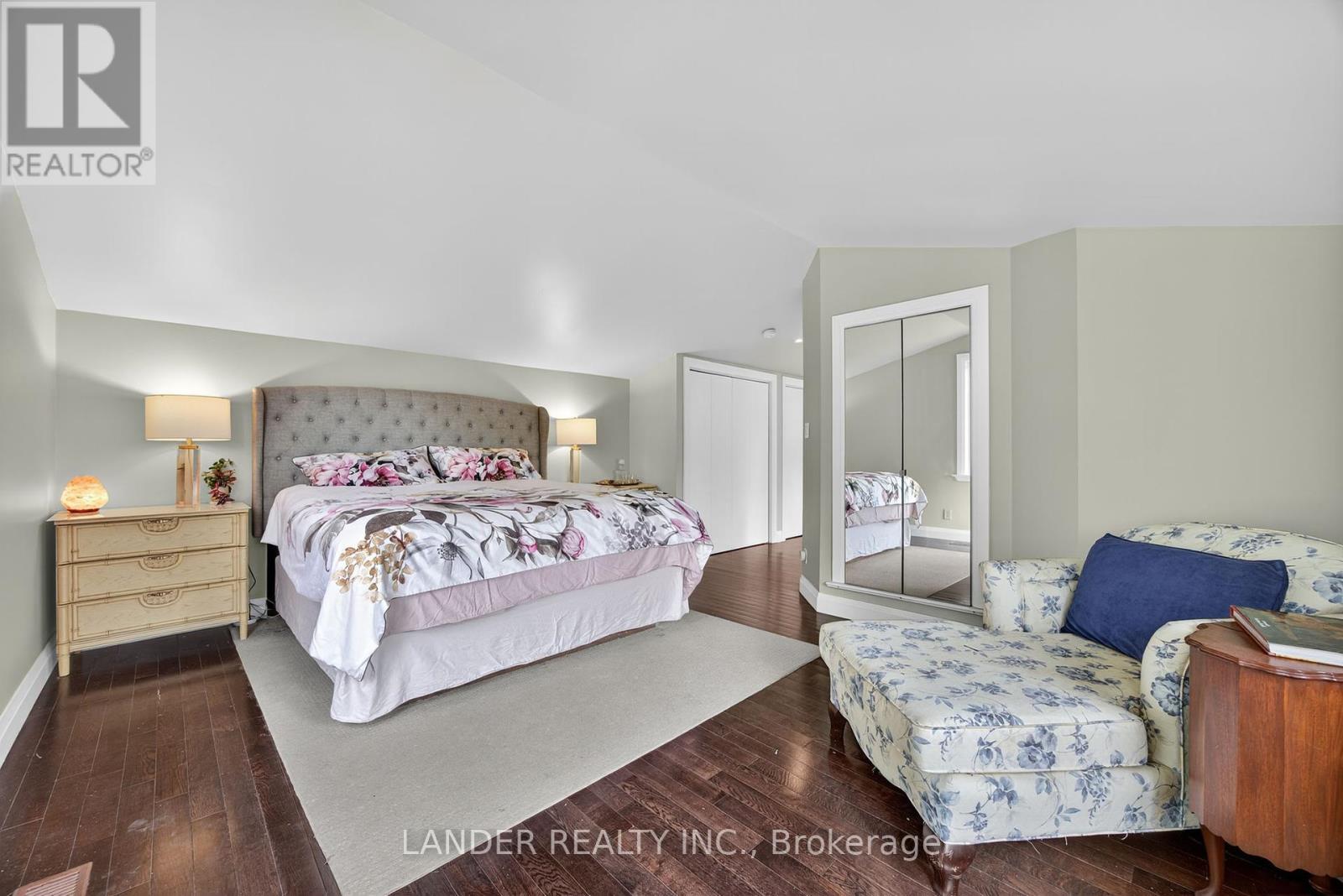 10 Charles Street, East Gwillimbury, Ontario  L0G 1V0 - Photo 23 - N12415918