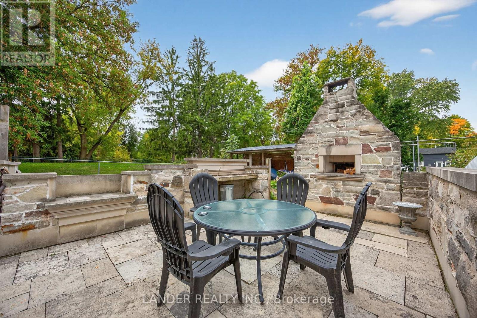 10 Charles Street, East Gwillimbury, Ontario  L0G 1V0 - Photo 42 - N12415918
