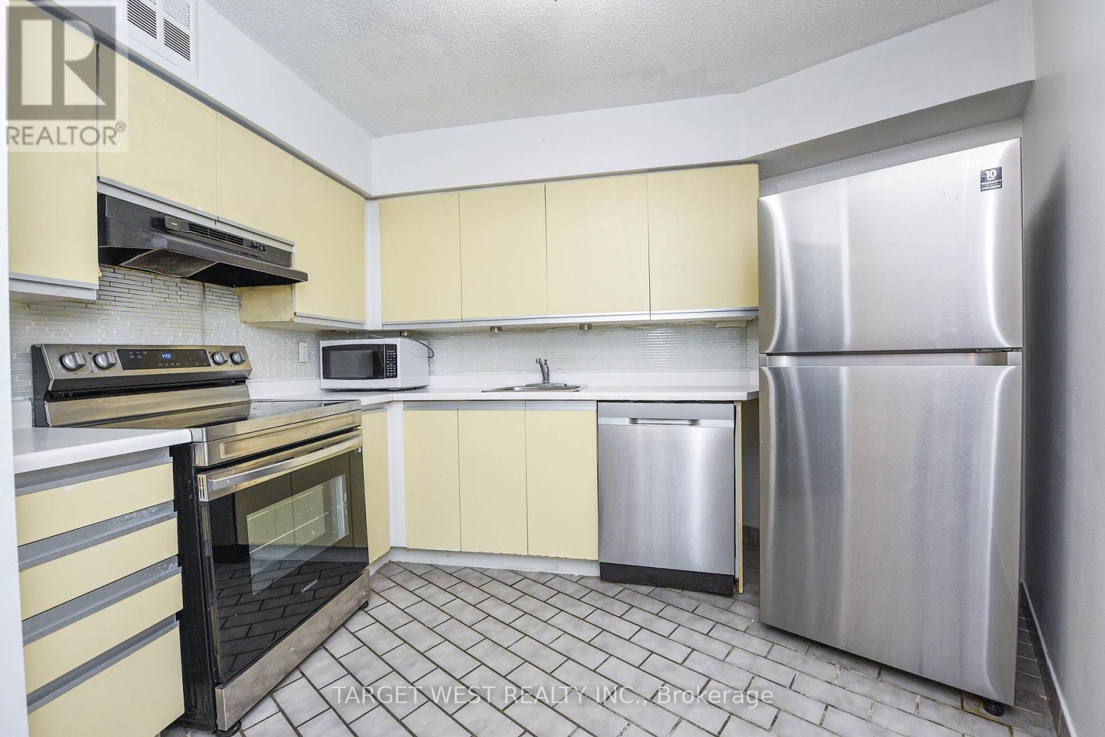 1903 - 250 Queens Quay W, Toronto, Ontario  M5J 2N2 - Photo 10 - C12397586