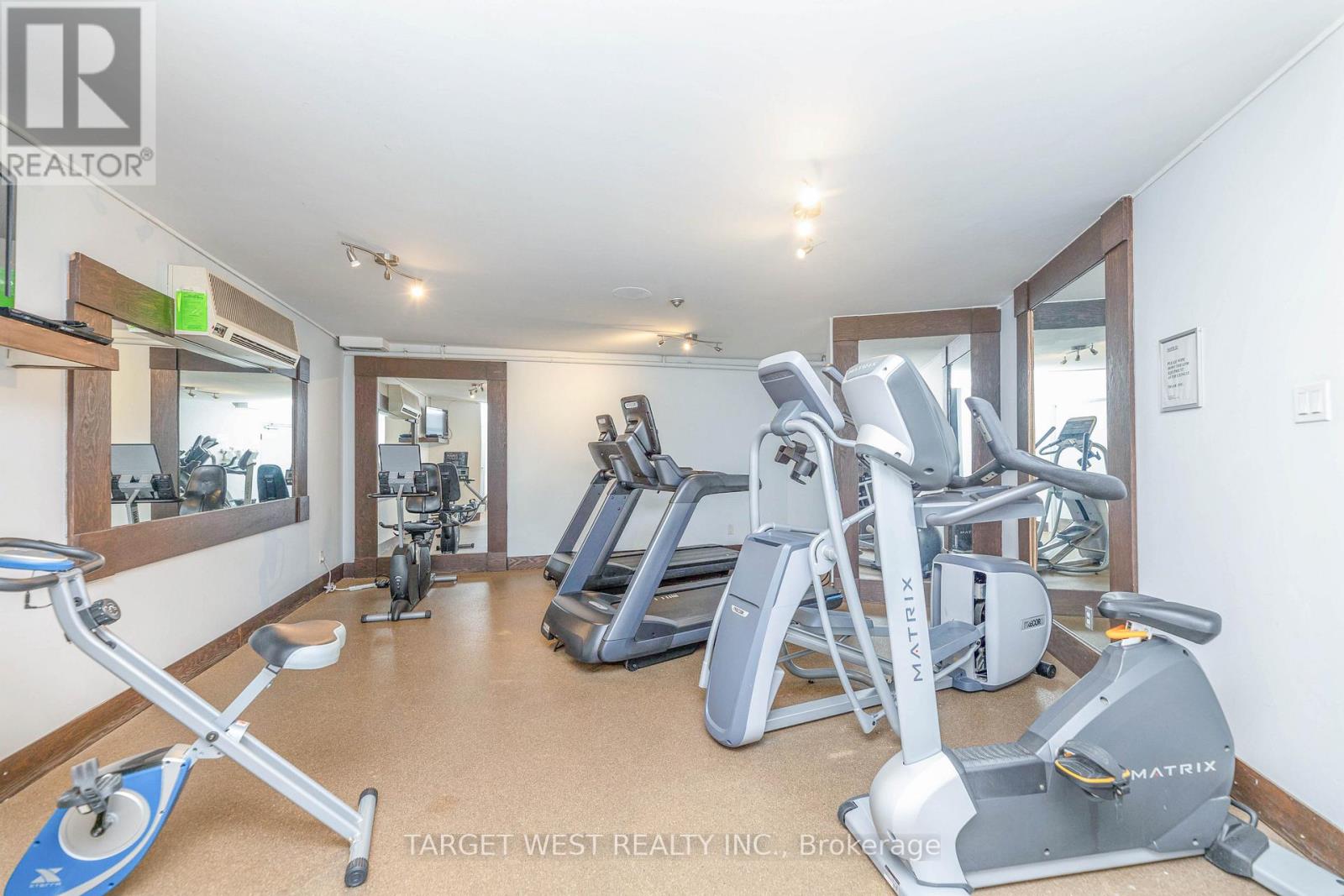1903 - 250 Queens Quay W, Toronto, Ontario  M5J 2N2 - Photo 24 - C12397586