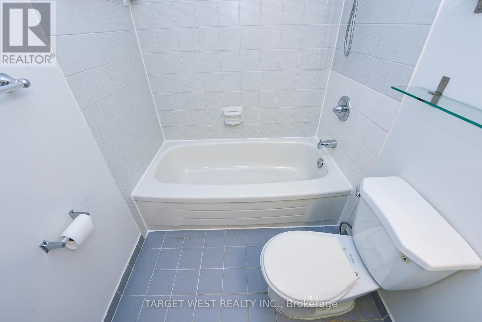 1903 - 250 Queens Quay W, Toronto, Ontario  M5J 2N2 - Photo 15 - C12397586