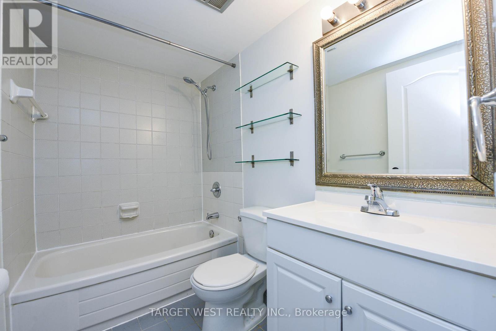 1903 - 250 Queens Quay W, Toronto, Ontario  M5J 2N2 - Photo 16 - C12397586