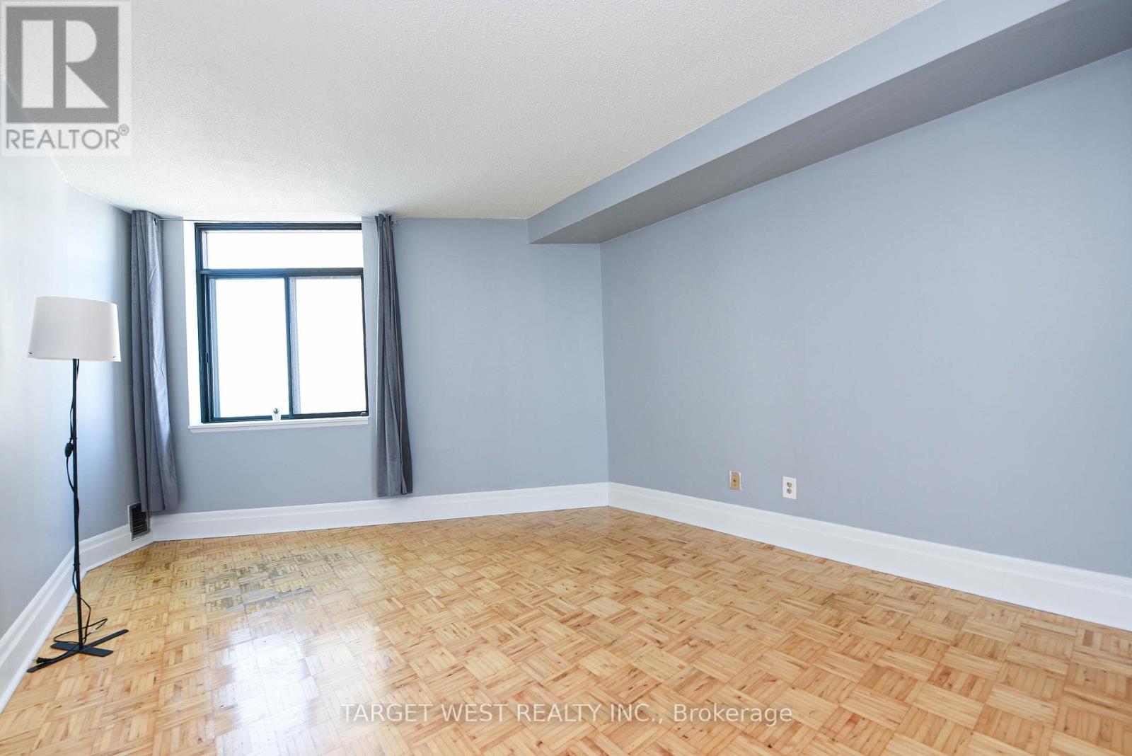 1903 - 250 Queens Quay W, Toronto, Ontario  M5J 2N2 - Photo 7 - C12397586