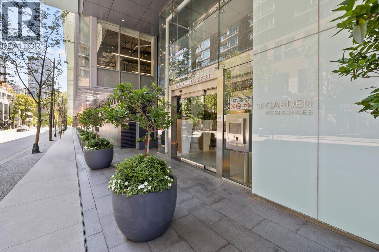 4202 777 Richards Street, Vancouver, British Columbia  V6B 0M6 - Photo 30 - R3050110