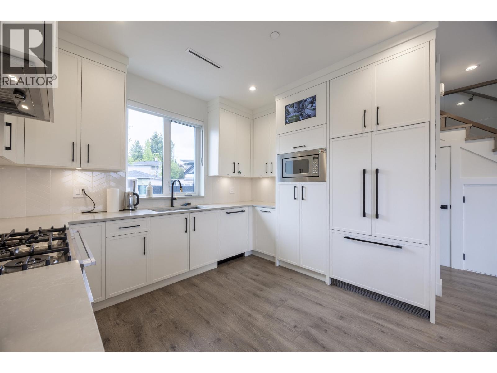4541 Hoy Street, Vancouver, British Columbia  V5R 4N5 - Photo 4 - R3050112