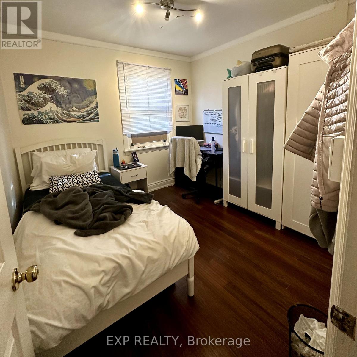 215 Emerson Street, Hamilton, Ontario  L8S 2Y3 - Photo 17 - X12342398