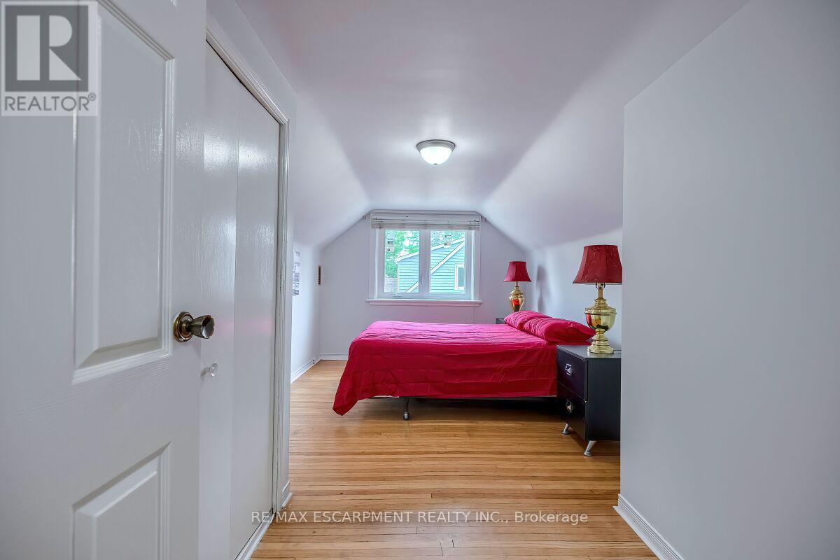 30 Webber Avenue, Hamilton, Ontario  L8N 1W3 - Photo 16 - X12412009