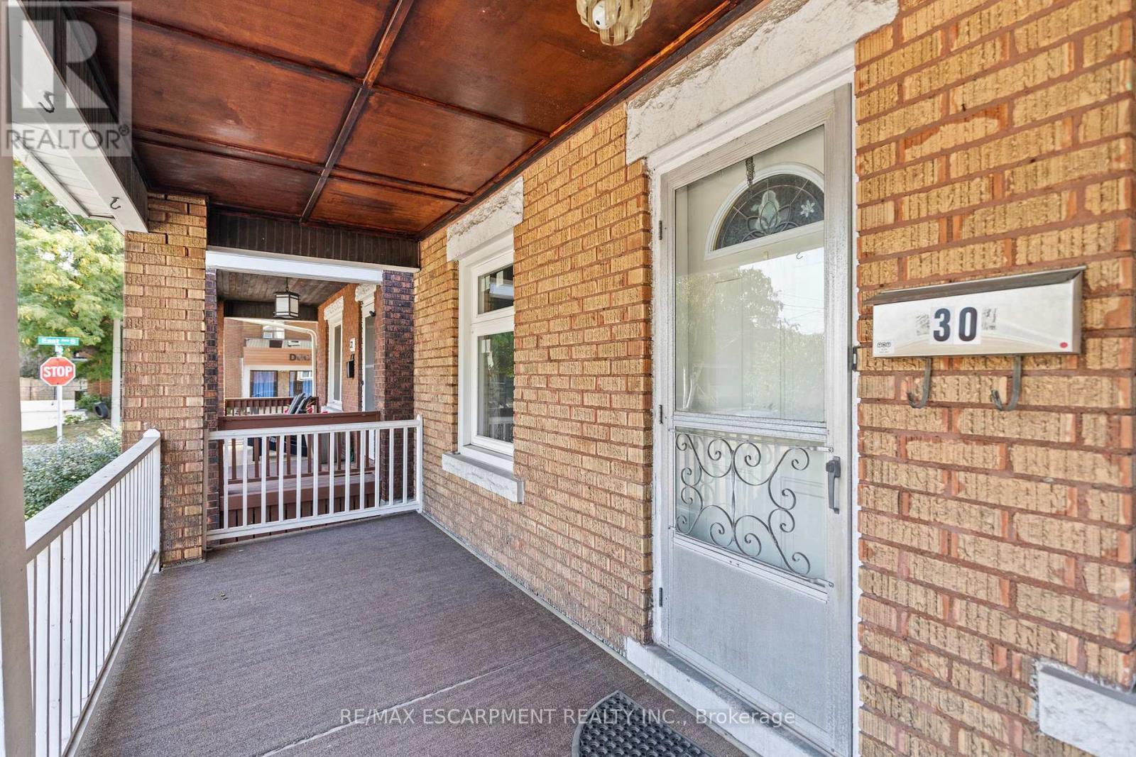 30 Webber Avenue, Hamilton, Ontario  L8N 1W3 - Photo 2 - X12412009
