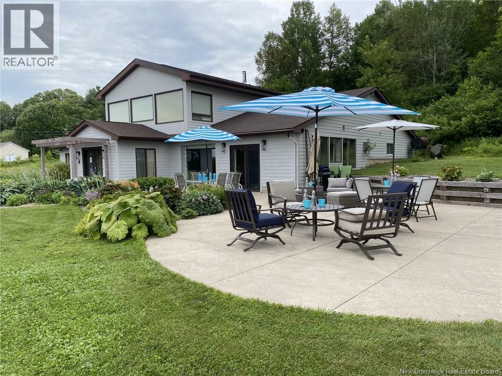 1124 Route 105, Douglas, New Brunswick  E3G 7J7 - Photo 1 - NB127088