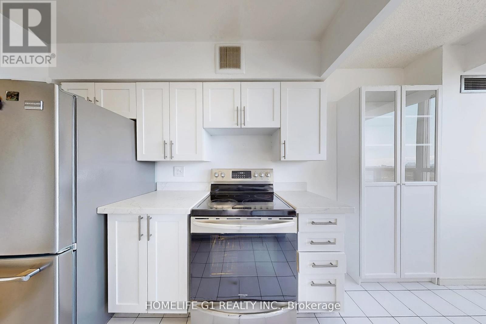 1111 - 50 Kingsbridge Garden Circle, Mississauga, Ontario  L5R 1Y2 - Photo 16 - W12415858