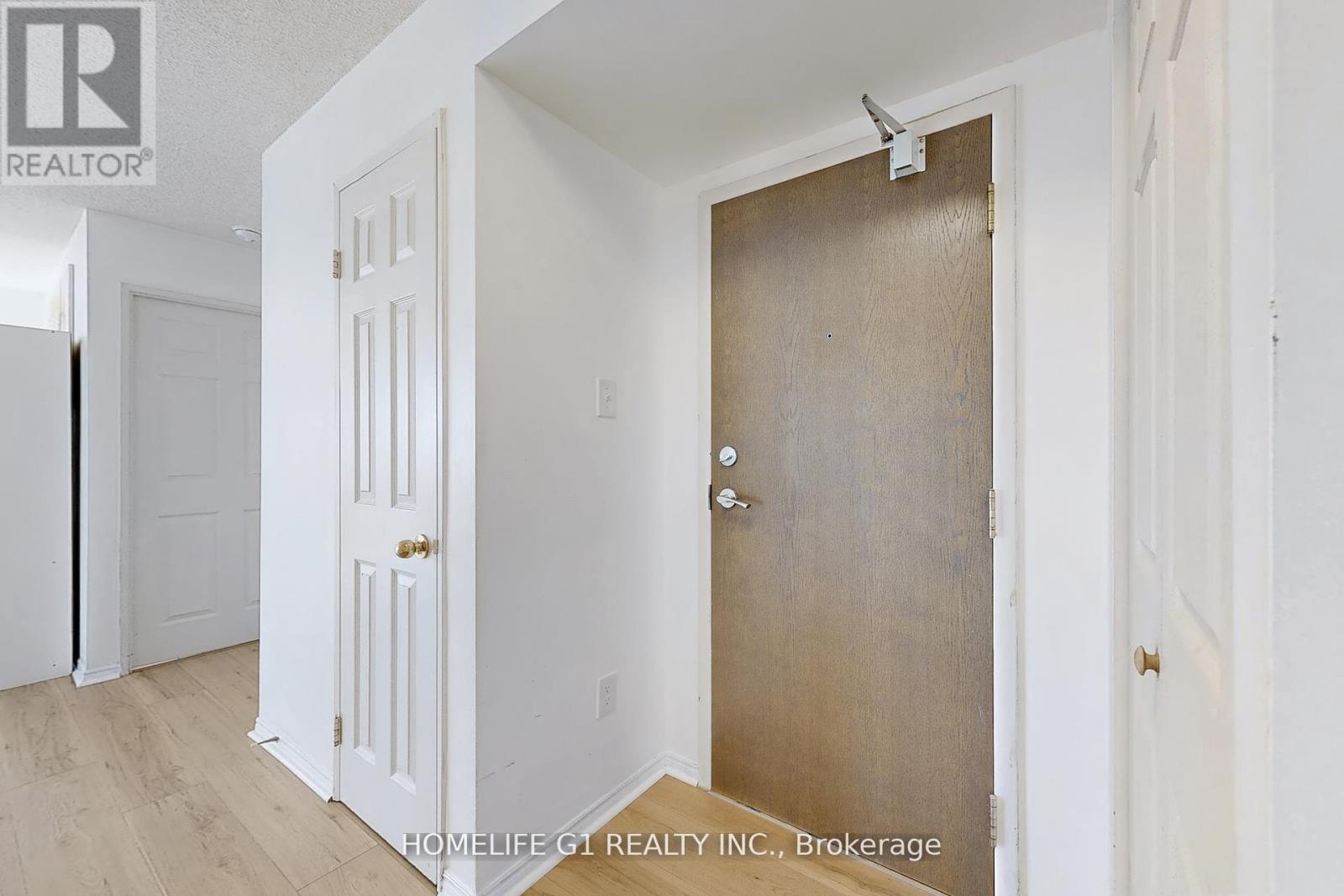 1111 - 50 Kingsbridge Garden Circle, Mississauga, Ontario  L5R 1Y2 - Photo 26 - W12415858