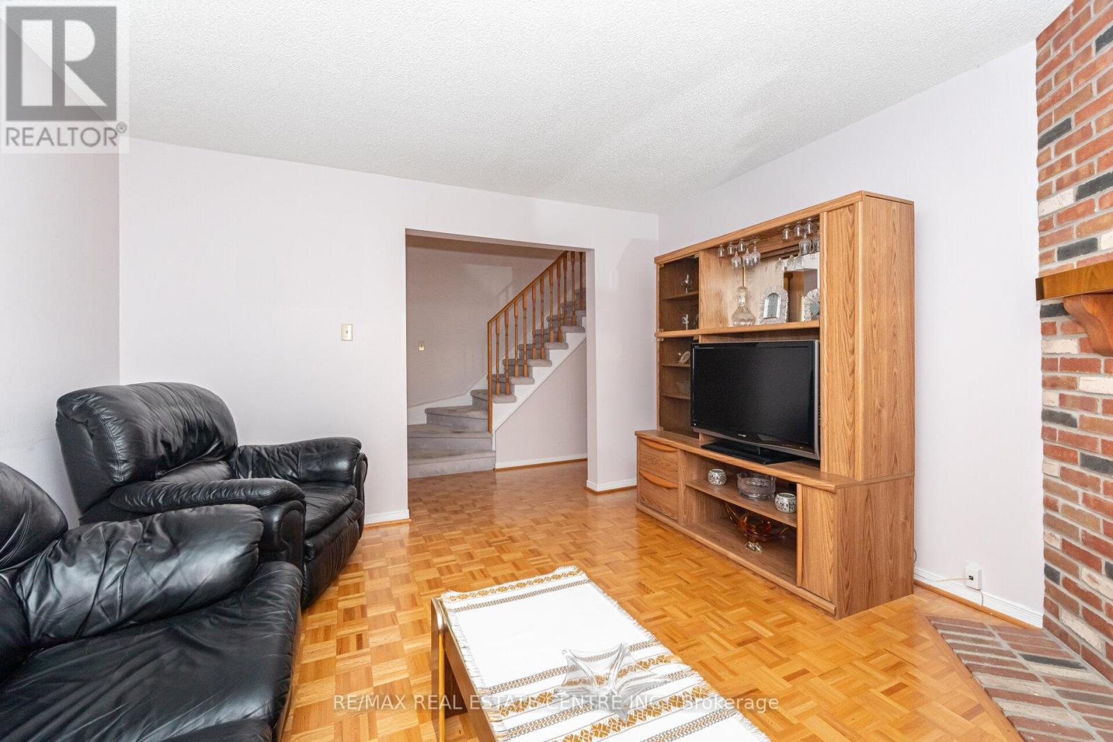 5113 Palomar Crescent, Mississauga (Hurontario), Ontario  L5R 2X5 - Photo 11 - W12415859