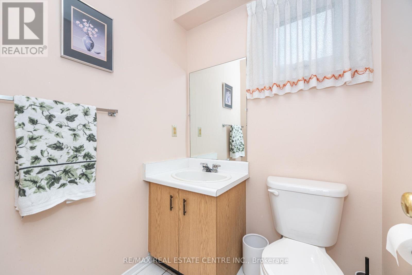 5113 Palomar Crescent, Mississauga (Hurontario), Ontario  L5R 2X5 - Photo 22 - W12415859