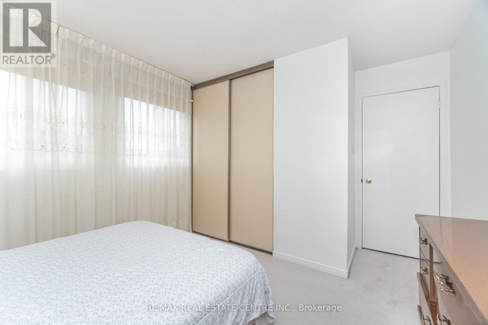 5113 Palomar Crescent, Mississauga (Hurontario), Ontario  L5R 2X5 - Photo 31 - W12415859