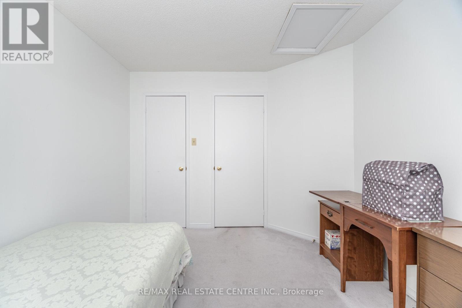5113 Palomar Crescent, Mississauga (Hurontario), Ontario  L5R 2X5 - Photo 33 - W12415859