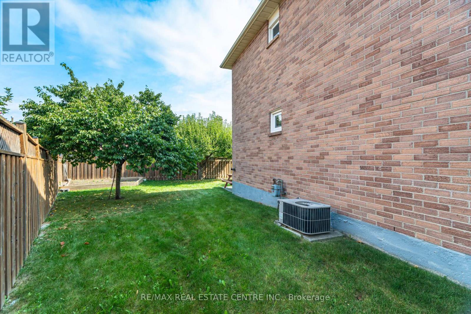 5113 Palomar Crescent, Mississauga (Hurontario), Ontario  L5R 2X5 - Photo 40 - W12415859