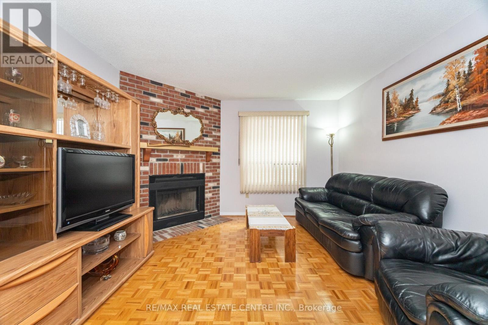 5113 Palomar Crescent, Mississauga (Hurontario), Ontario  L5R 2X5 - Photo 9 - W12415859