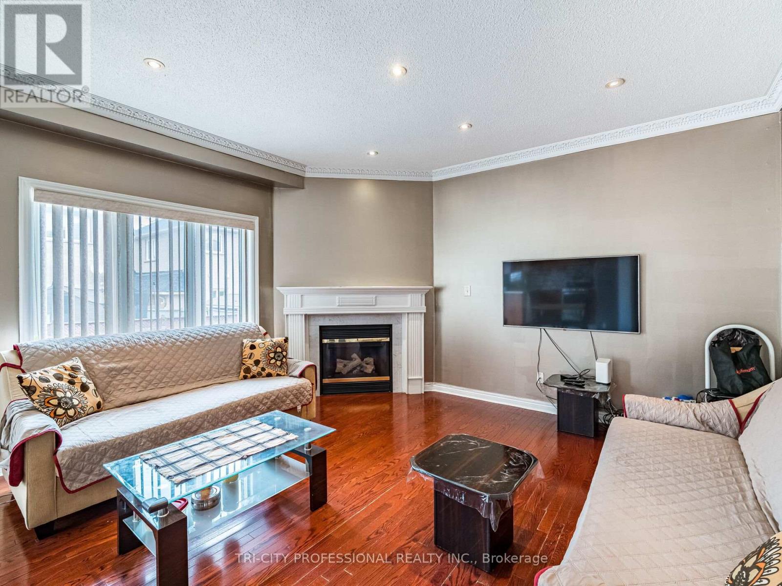 26 Tangleridge Boulevard, Brampton (Sandringham-Wellington), Ontario  L6R 2X5 - Photo 10 - W12415909