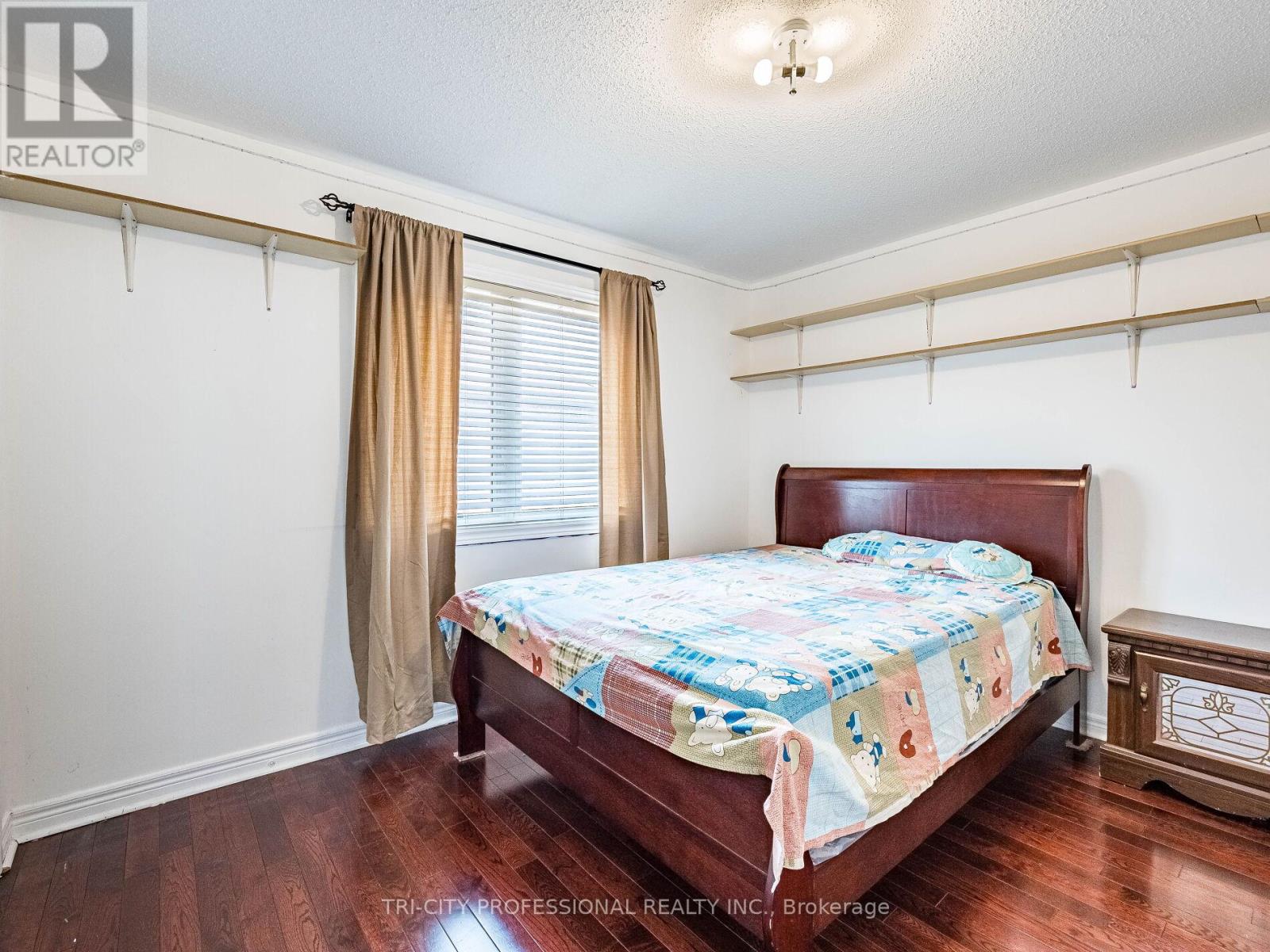 26 Tangleridge Boulevard, Brampton (Sandringham-Wellington), Ontario  L6R 2X5 - Photo 23 - W12415909