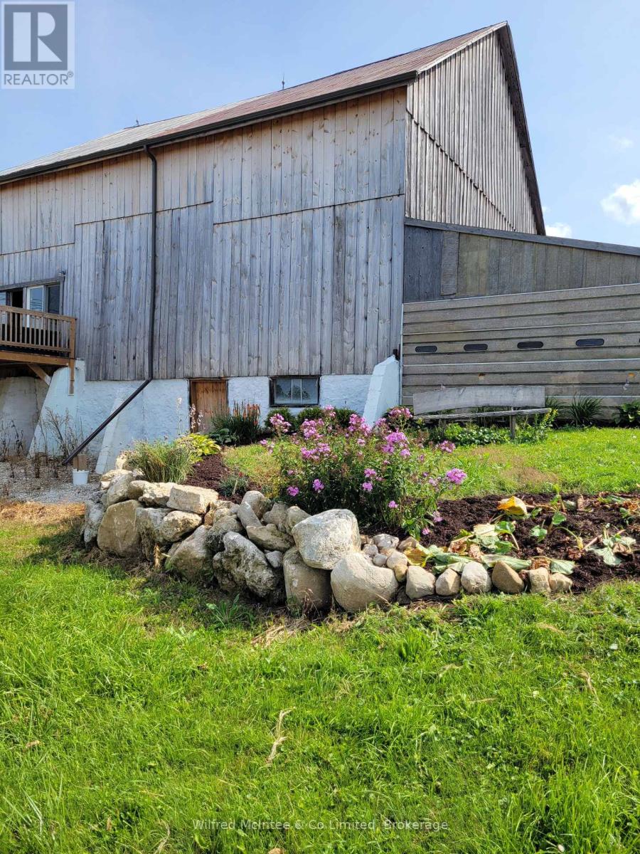 316900 Hwy 6, Chatsworth, Ontario  N0H 1G0 - Photo 5 - X12411651