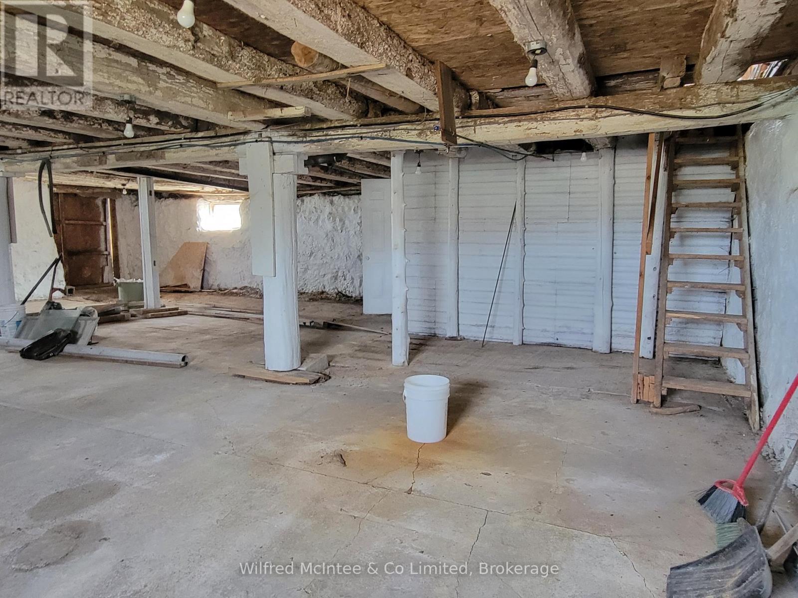 316900 Hwy 6, Chatsworth, Ontario  N0H 1G0 - Photo 15 - X12411651