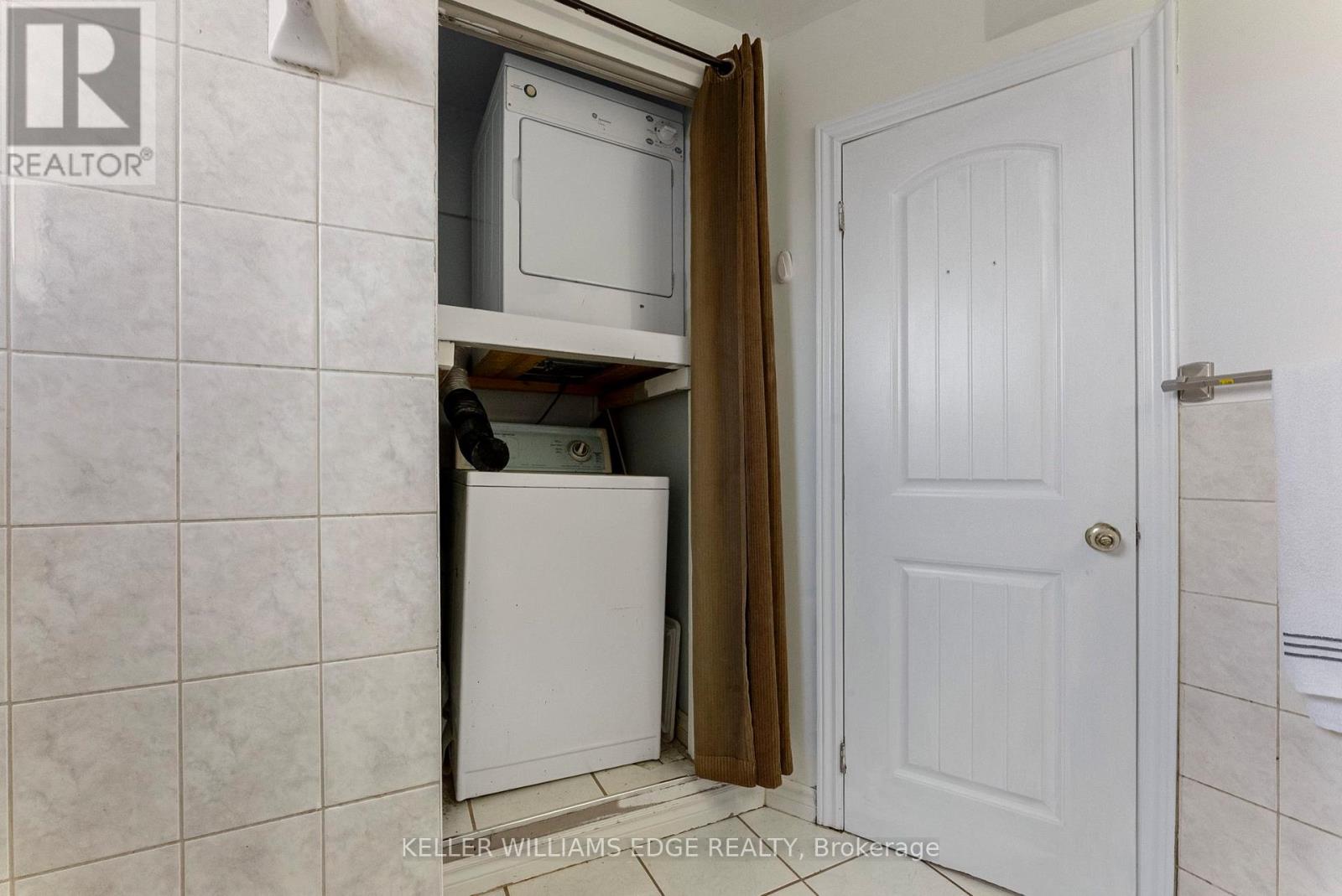 802 - 851 Queenston Road, Hamilton, Ontario  L8G 1B4 - Photo 13 - X12415813