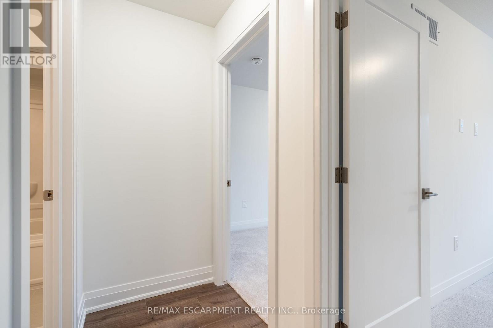 20 Clear Valley Lane, Hamilton, Ontario  L0R 1W0 - Photo 22 - X12415915