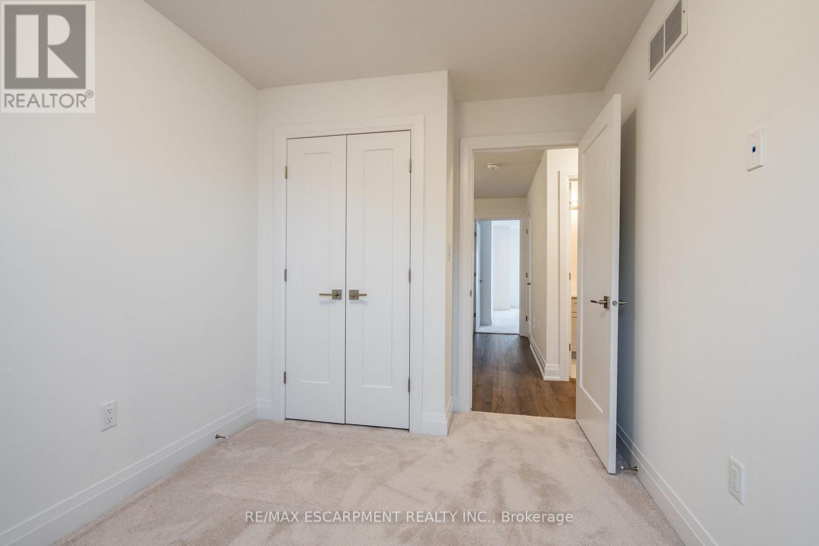 20 Clear Valley Lane, Hamilton, Ontario  L0R 1W0 - Photo 24 - X12415915