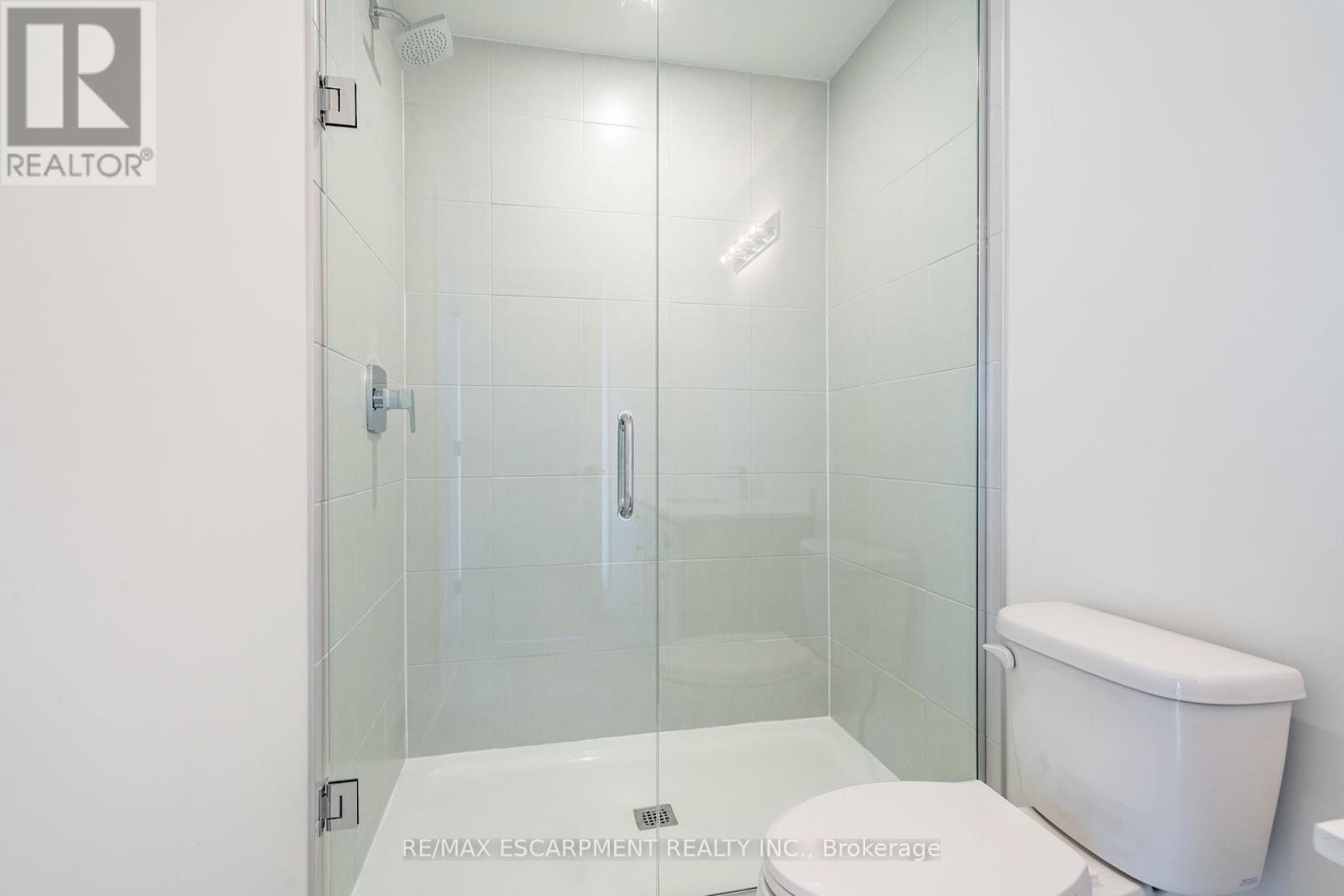 20 Clear Valley Lane, Hamilton, Ontario  L0R 1W0 - Photo 35 - X12415915