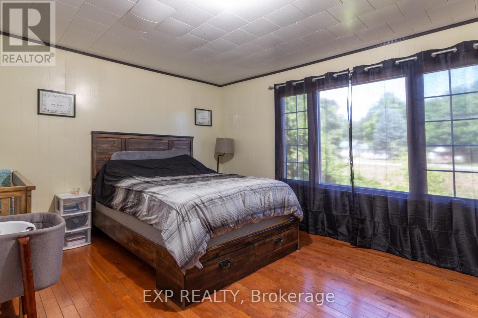 926 Fairground Road, Norfolk, Ontario  N0E 1G0 - Photo 10 - X12415920