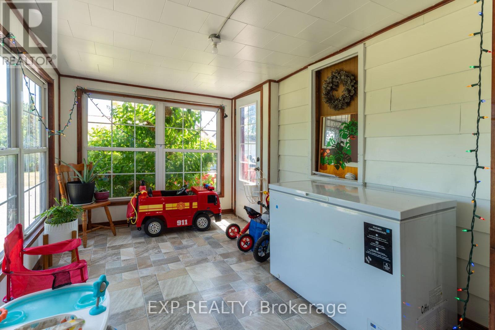 926 Fairground Road, Norfolk, Ontario  N0E 1G0 - Photo 5 - X12415920