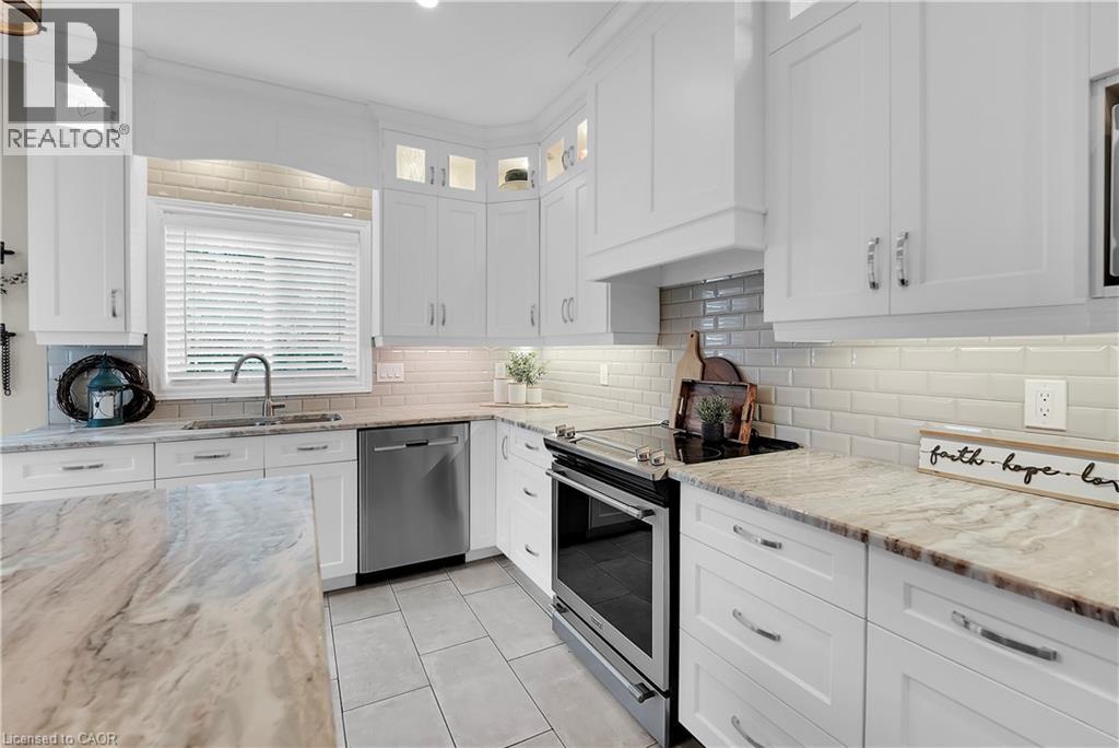 4116 Walcot Court, Beamsville, Ontario  L3J 0L9 - Photo 9 - 40769126