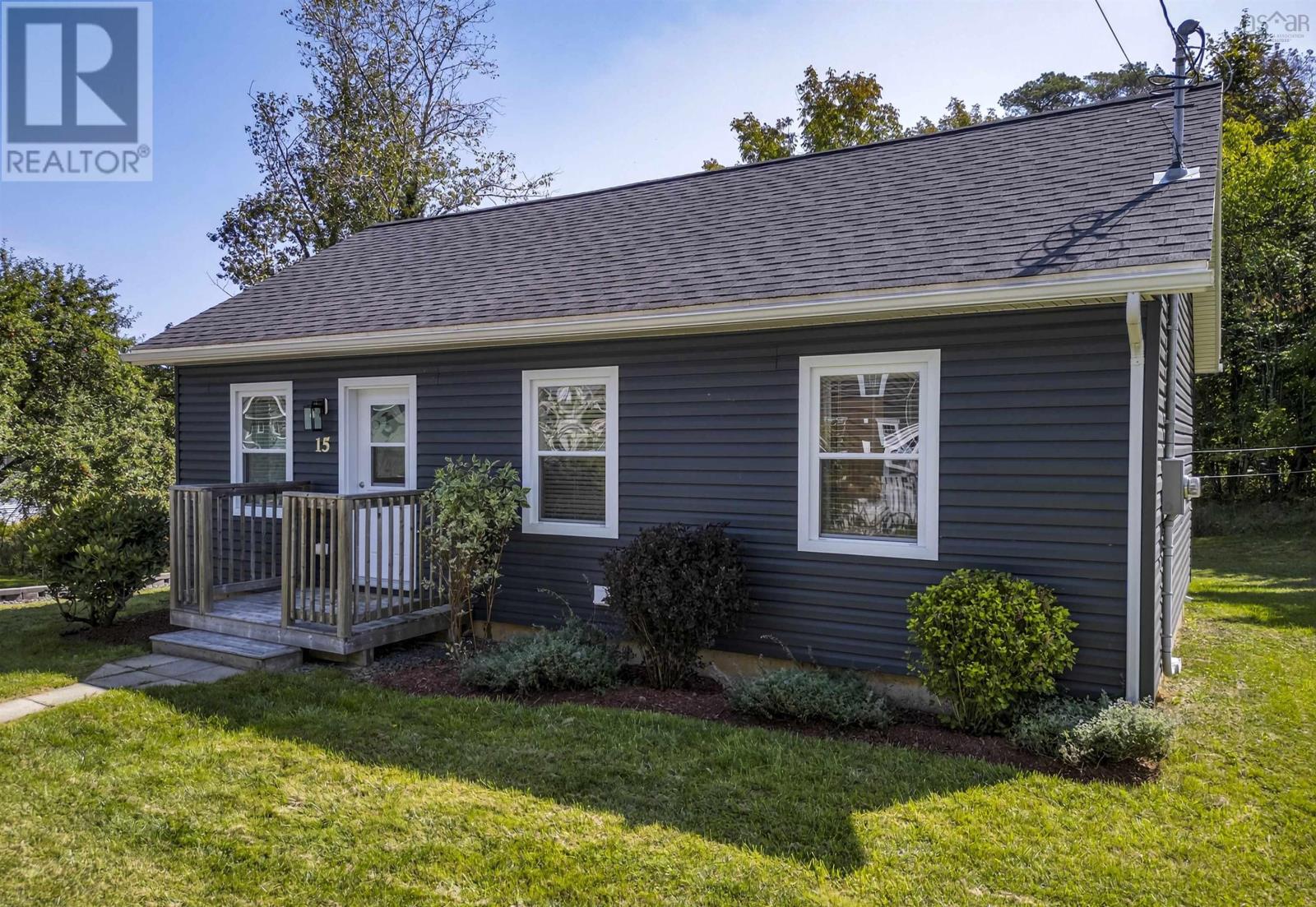 Property at 15 Fairmont Street image 3