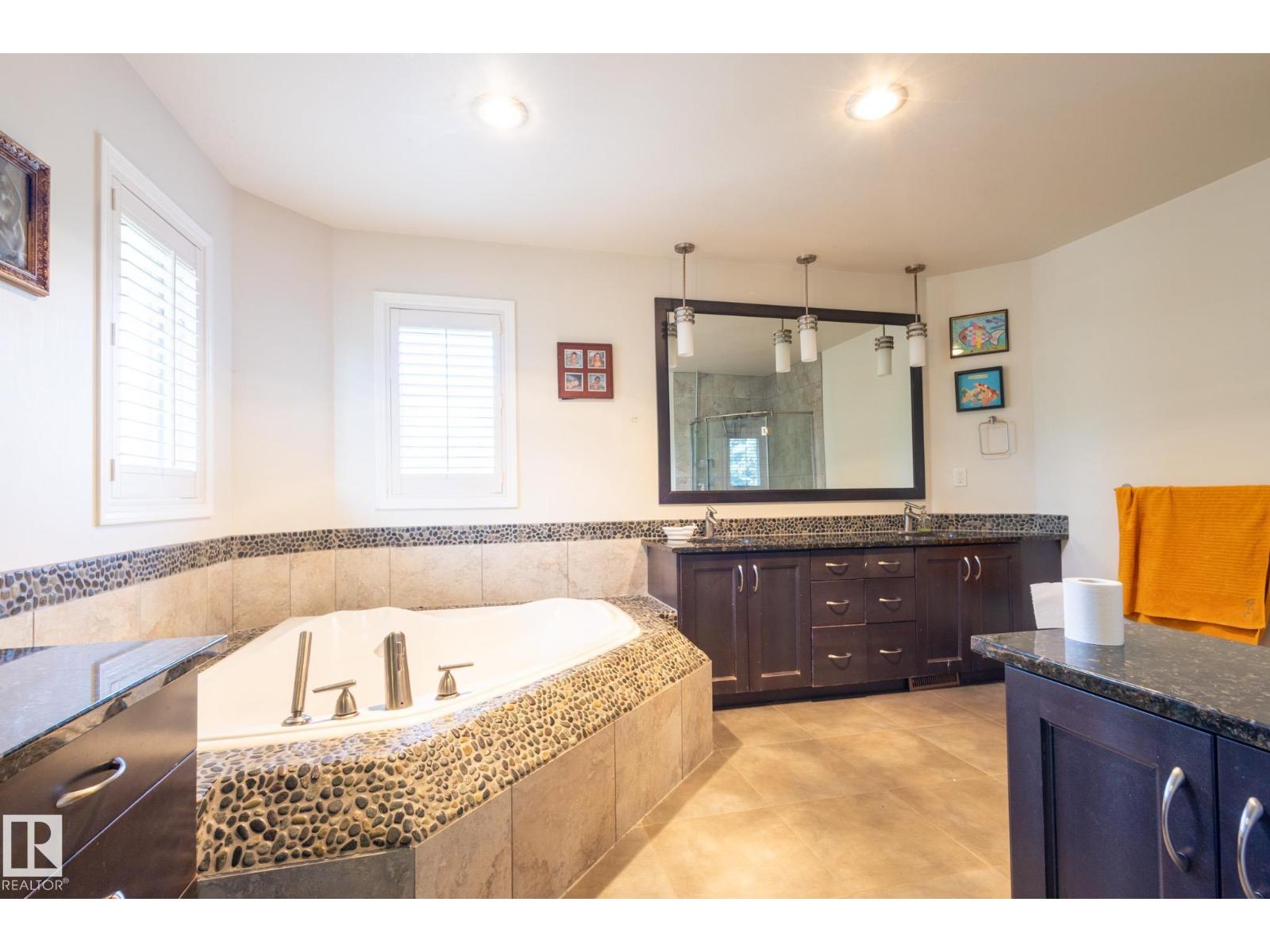 410 Olsen Cl Nw, Edmonton, Alberta  T6R 1L2 - Photo 36 - E4458625