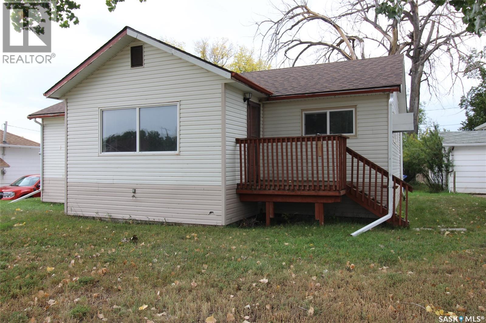 138 Redcoat Drive, Eastend, Saskatchewan  S0N 0T0 - Photo 23 - SK018841