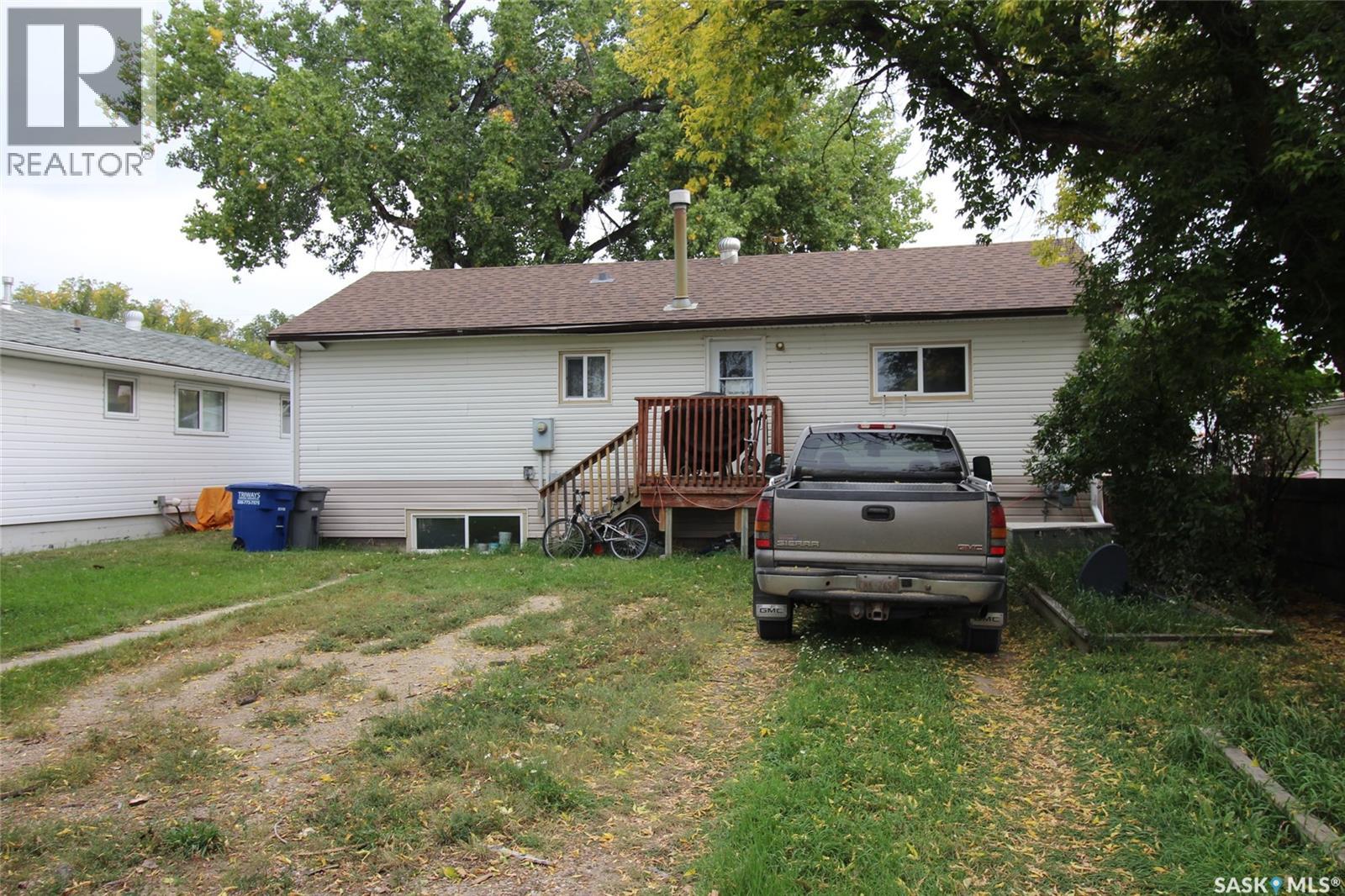 138 Redcoat Drive, Eastend, Saskatchewan  S0N 0T0 - Photo 26 - SK018841