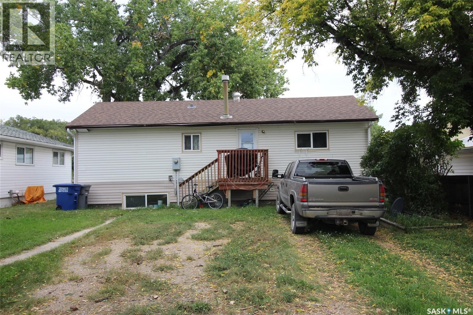 138 Redcoat Drive, Eastend, Saskatchewan  S0N 0T0 - Photo 27 - SK018841