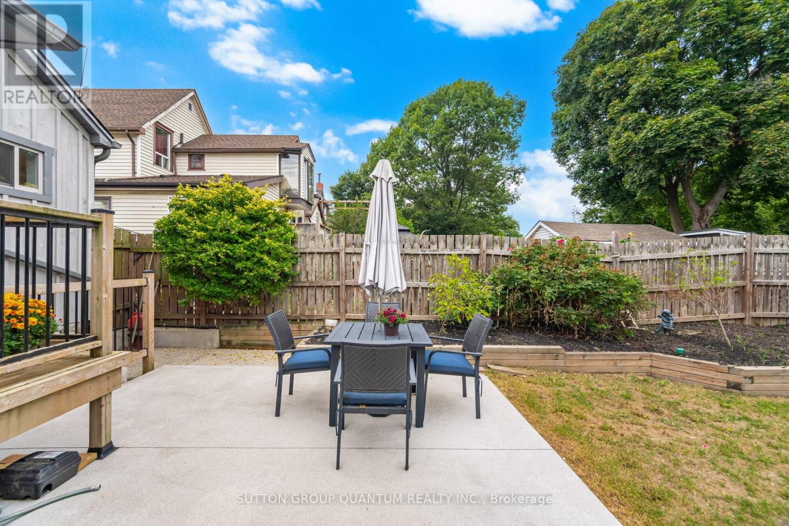 43 Woodbine Crescent E, Hamilton, Ontario  L5H 4K8 - Photo 39 - X12415669