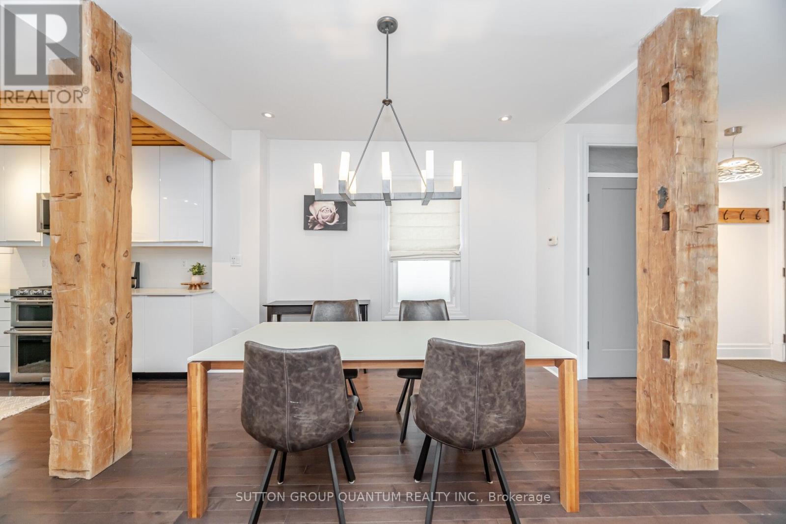 43 Woodbine Crescent E, Hamilton, Ontario  L5H 4K8 - Photo 9 - X12415669