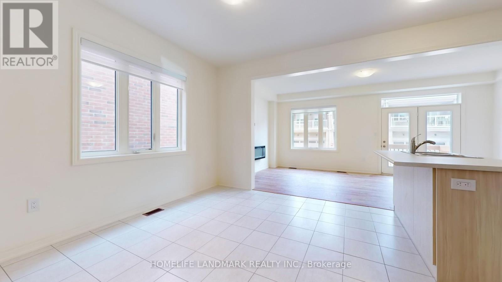 3183 Crystal Drive, Oakville, Ontario  L6M 0W8 - Photo 12 - W12350683