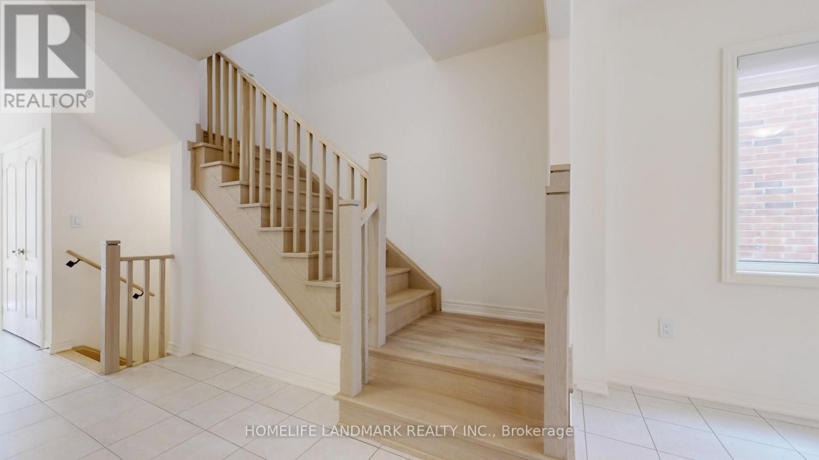 3183 Crystal Drive, Oakville, Ontario  L6M 0W8 - Photo 25 - W12350683