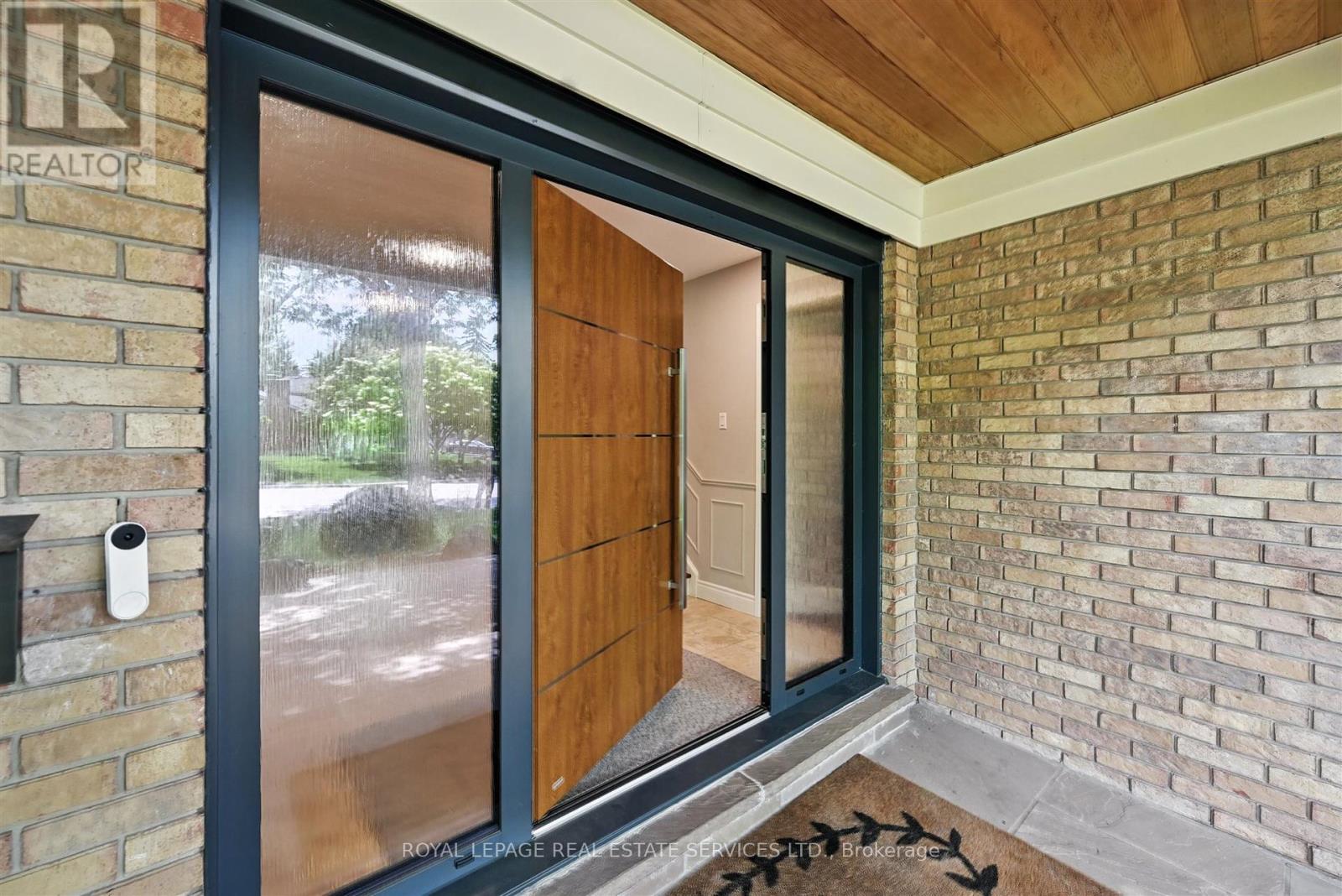 4240 Dunvegan Road, Burlington, Ontario  L7L 1P8 - Photo 4 - W12394946