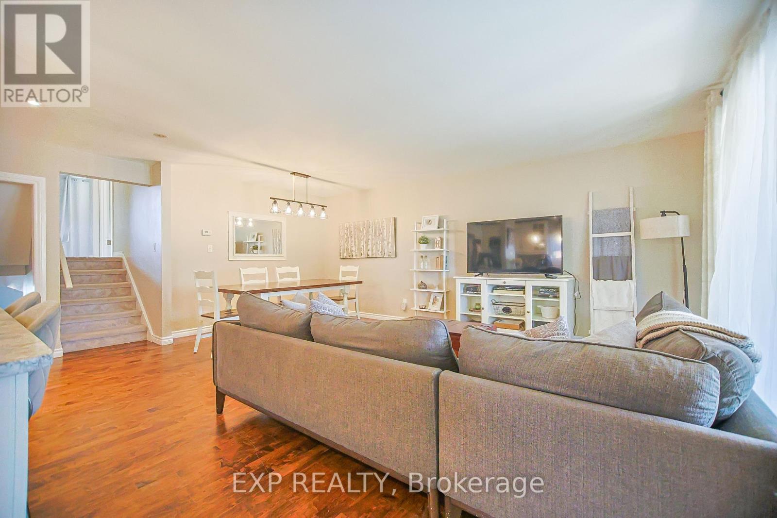 62 Owen Place, Hamilton (Greenford), Ontario  L8G 2H2 - Photo 28 - X12387073