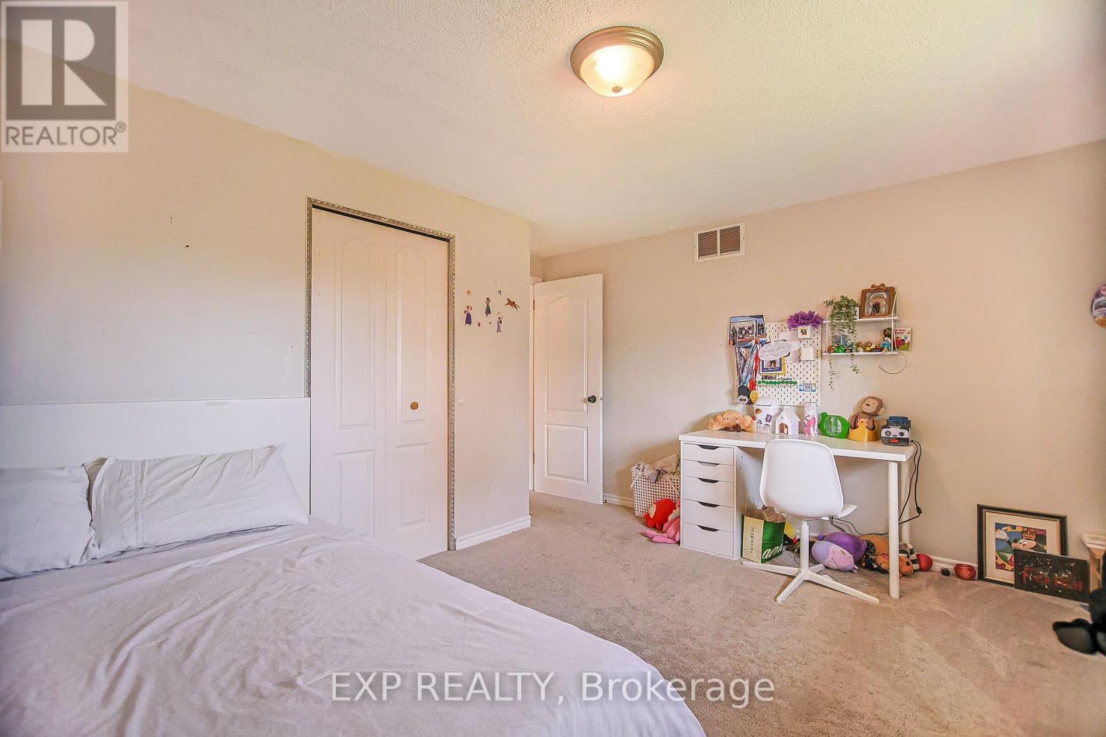 62 Owen Place, Hamilton (Greenford), Ontario  L8G 2H2 - Photo 34 - X12387073