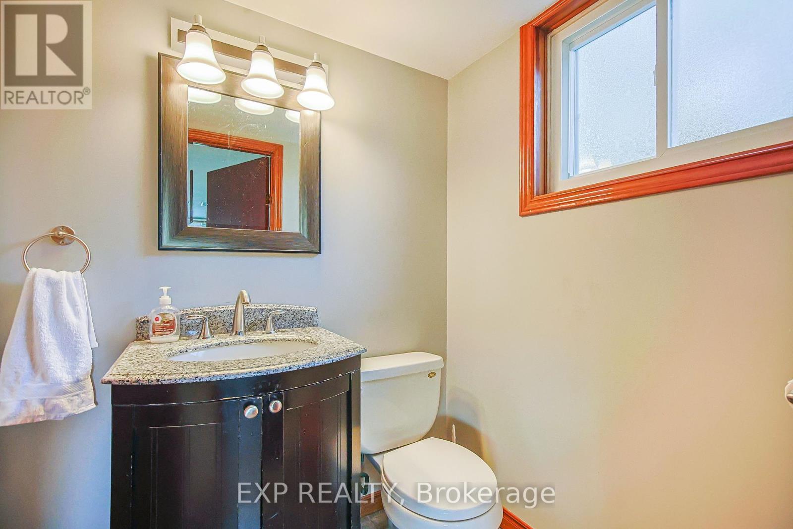 62 Owen Place, Hamilton (Greenford), Ontario  L8G 2H2 - Photo 38 - X12387073