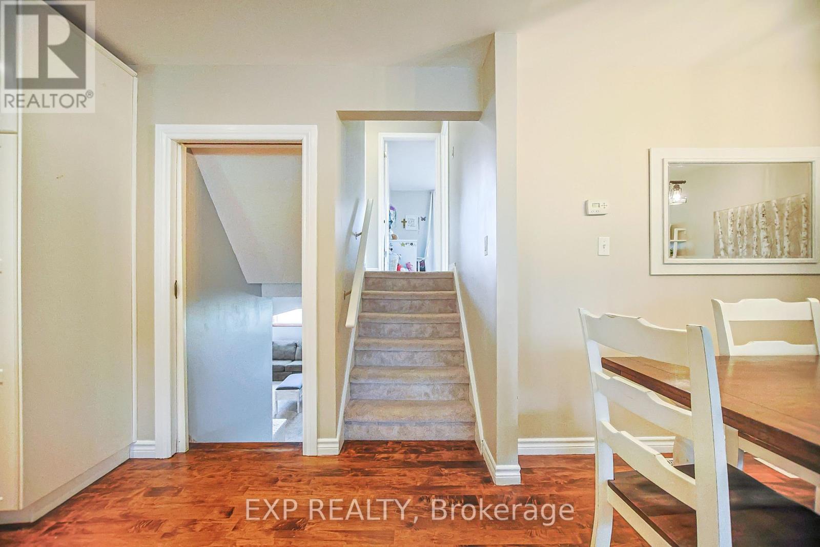 62 Owen Place, Hamilton (Greenford), Ontario  L8G 2H2 - Photo 31 - X12387073