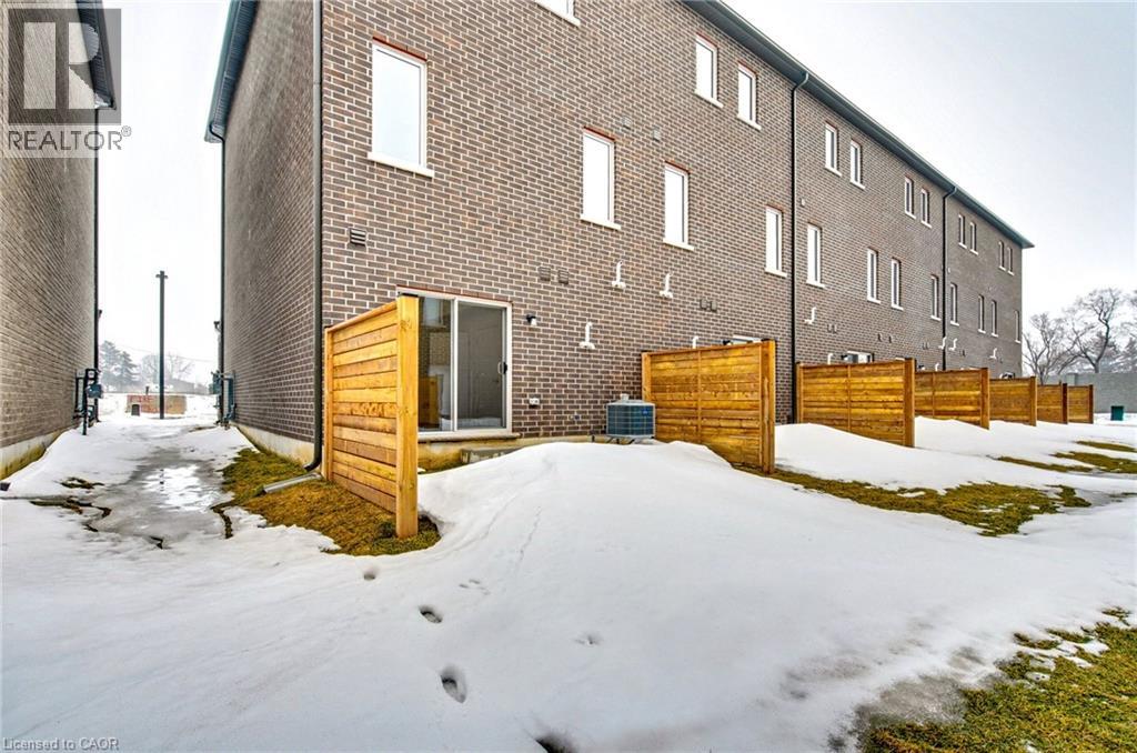 14 Clear Valley Lane, Mount Hope, Ontario  L0R 1W0 - Photo 47 - 40771866