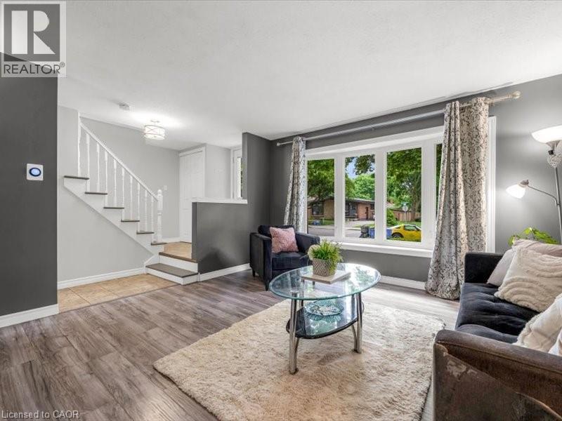 39 Meadowlark Drive, Hamilton, Ontario  L9A 2K4 - Photo 5 - 40769718