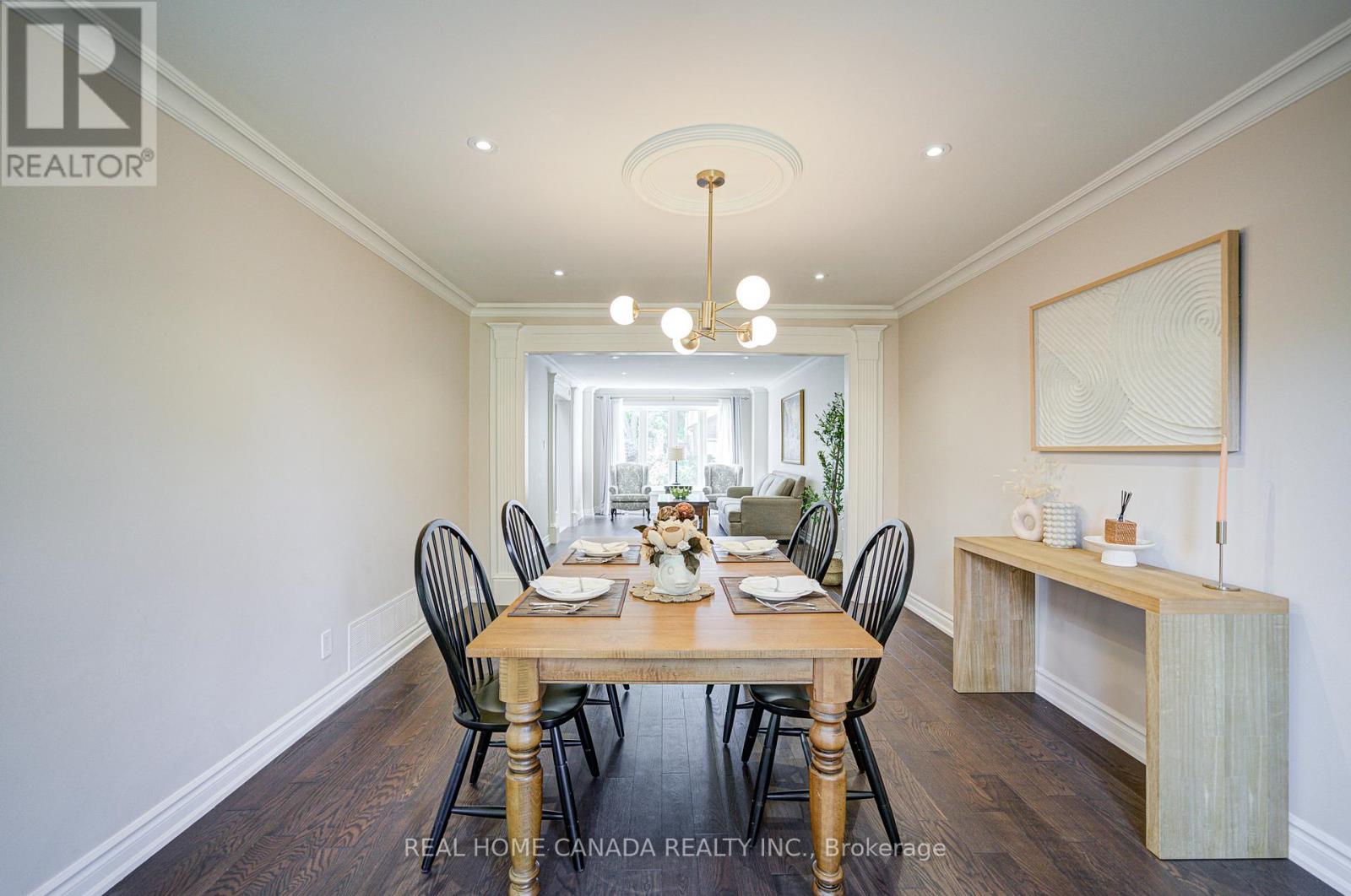 1690 Carrington Road, Mississauga, Ontario  L5M 2K2 - Photo 5 - W12414118